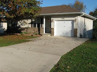 1507 W Meadow St, Ozark, MO 65721