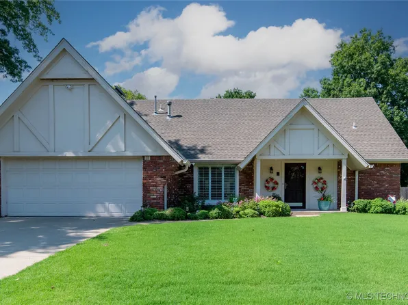 6909 E 100th St, Tulsa, OK 74133