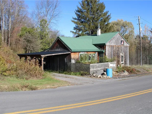 1047 Wall St, Ilion, NY 13357