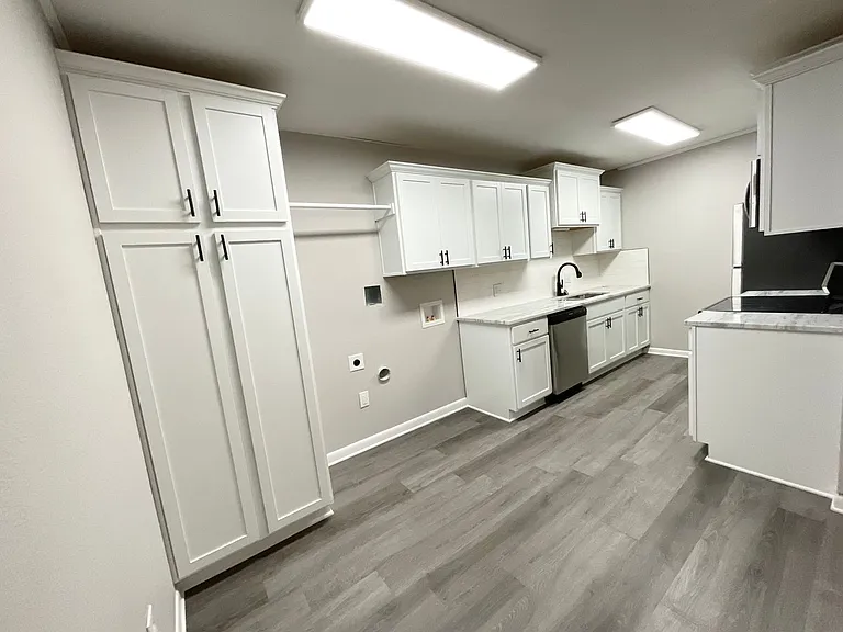 713 Melody Ln #C-7 — Photo 10