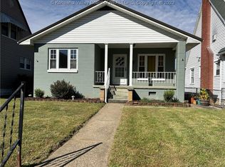 325 E 8th St, Belle, WV 25015