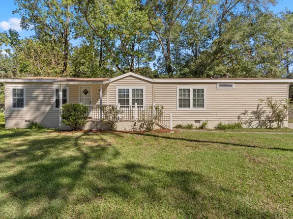 1308 Tree Cir, Tallahassee, FL 32304