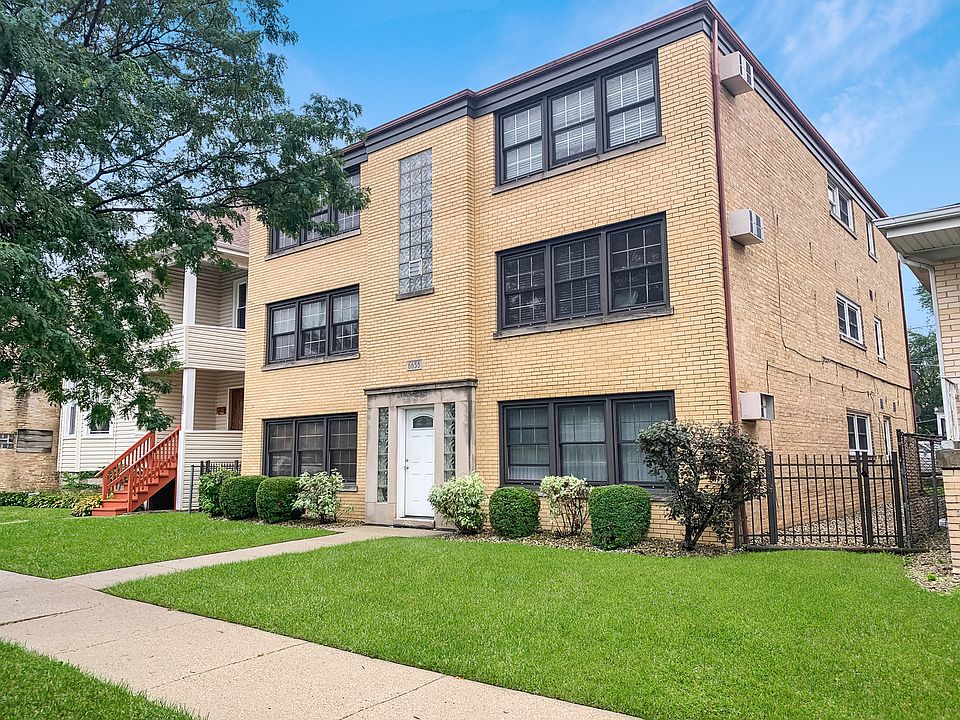 1st image of 6638 N Northwest Hwy APT 3E