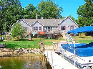 56 Sundago Park St, Hastings, MI 49058