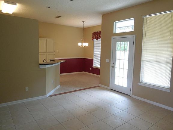 4th image of 12260 Franklin Brook Ln S