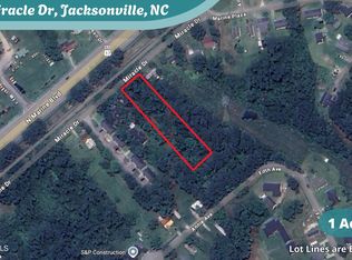 136 Miracle Dr, Jacksonville, NC 28546
