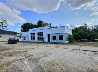 136 Columbus Rd, Athens, OH 45701