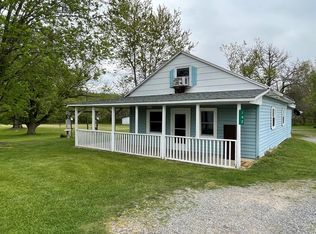 142 Clark Ave, Max Meadows, VA 24360