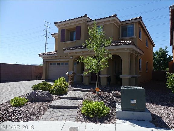 2nd image of 2213 Summer Lily Ave