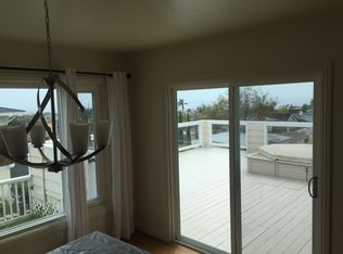 901 Candlelight Pl, La Jolla, CA 92037