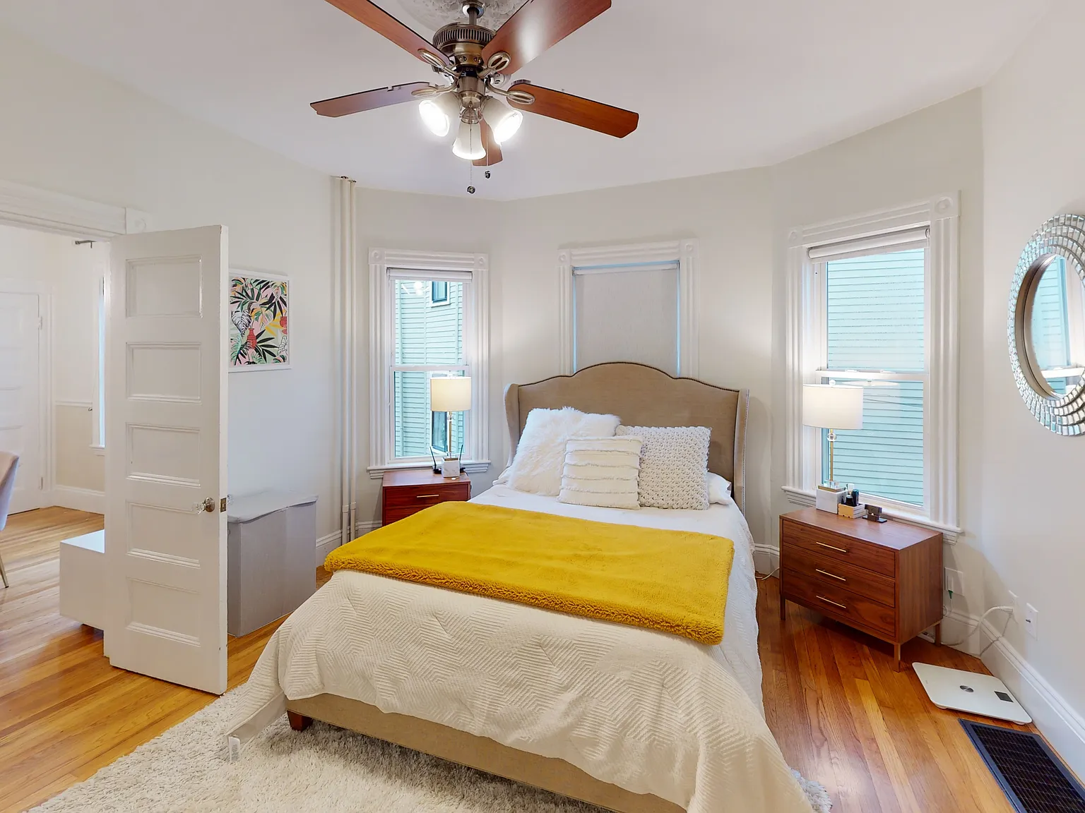 2 bed, 1125 sqft, $3,200 — Photo 3