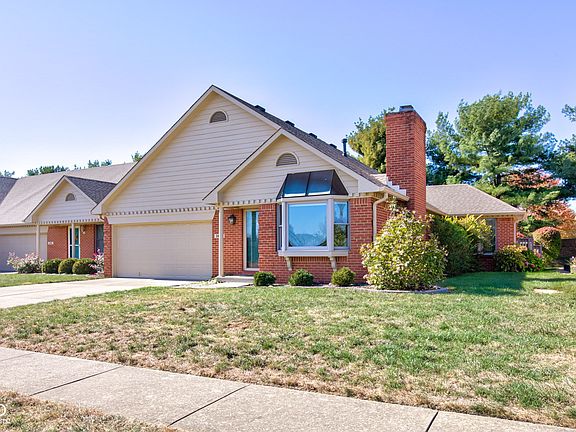 3rd image of 2964 Colony Lake West Dr