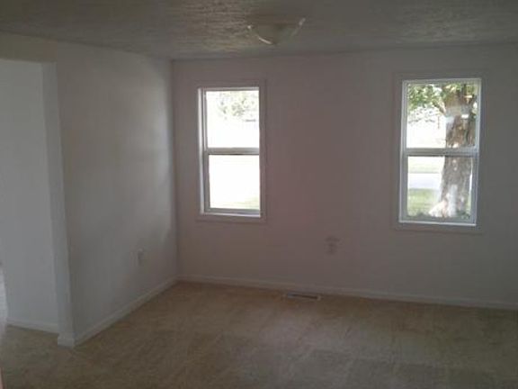 5th image of 315 N Oregon Ave
