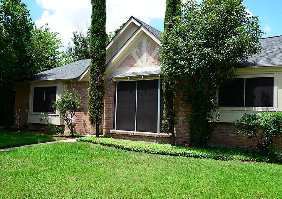 1st image of 22206 Red River Dr