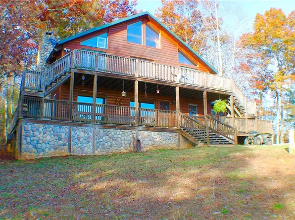 8743 Old Dial Rd, Blue Ridge, GA 30513