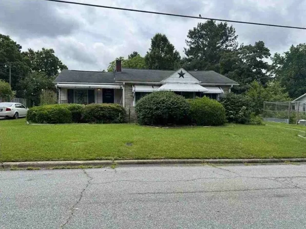 811 Carolina Ave, Thomasville, NC 27360