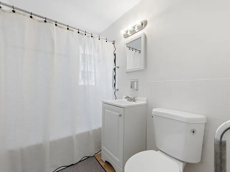 Lumar Village Apartments — Photo 13