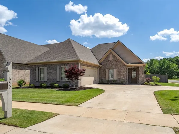 659 Carleton St, Tuscaloosa, AL 35406
