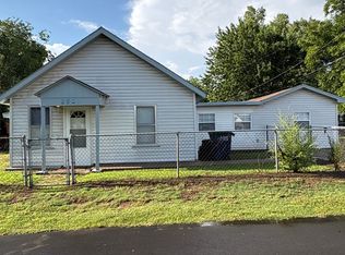 2503 N Adams St, Enid, OK 73701