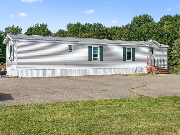 4th image of 209 S Freedom Road