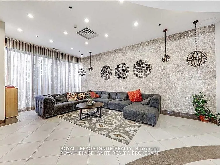760 Sheppard Ave W #608 — Photo 2
