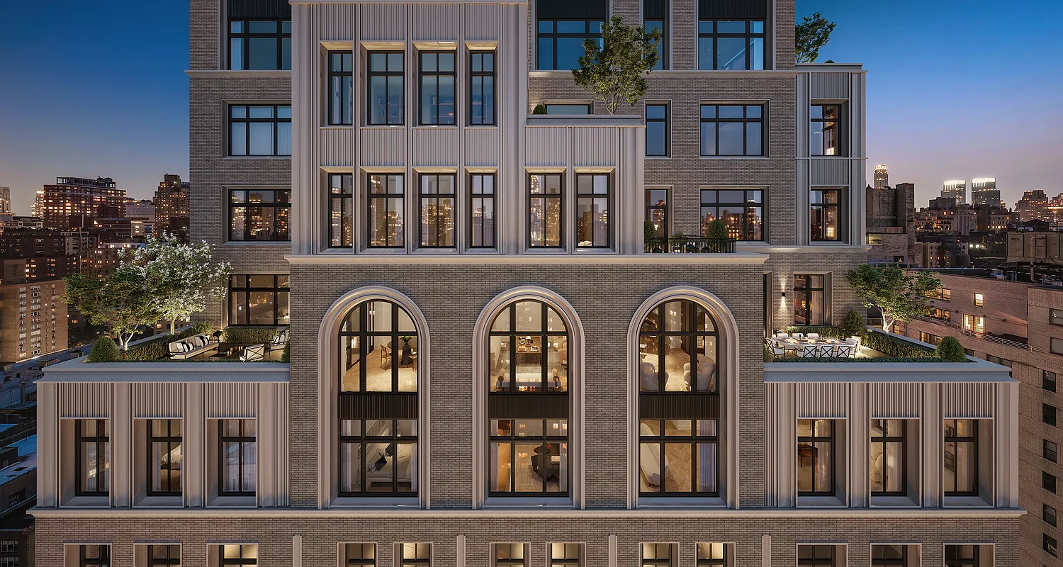 200 East 75th St Unit PH5  