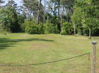 549 Island Rd, Harkers Island, NC 28531