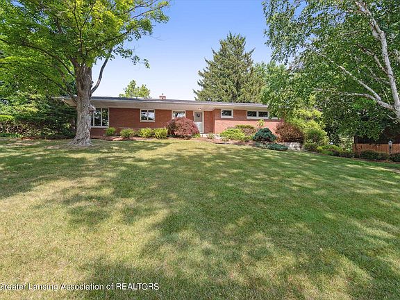 3rd image of 4690 Huron Hill Dr