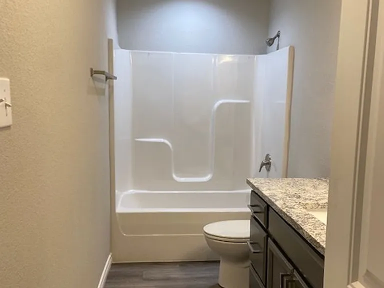 2842 Melissa Ln — Photo 11