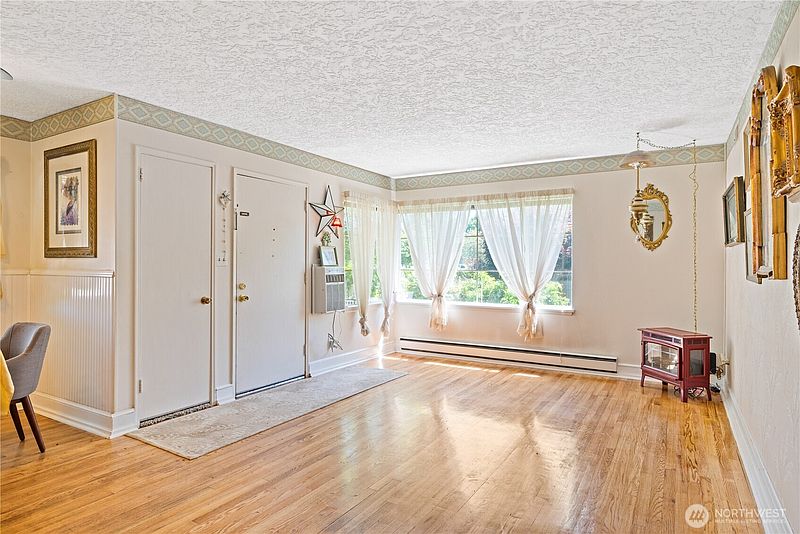 3rd image of 971 19th Avenue
