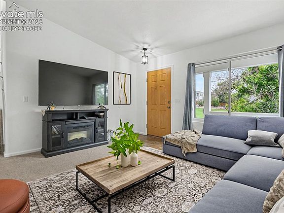 2nd image of 8318 Silver Glen Dr