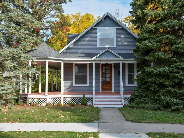 336 W 9th St, Traverse City, MI 49684