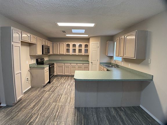 5th image of 8749 Cornell Ave
