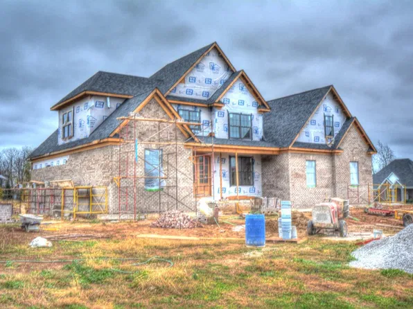 145 Aachen Way, Versailles, KY 40383