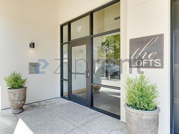 2nd image of 17 N 3rd St Suite 202