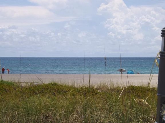 4th image of 301 N Ocean Boulevard #PH7
