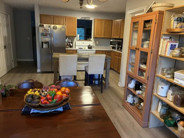 205 Correll Ln, Jonesborough, TN 37659