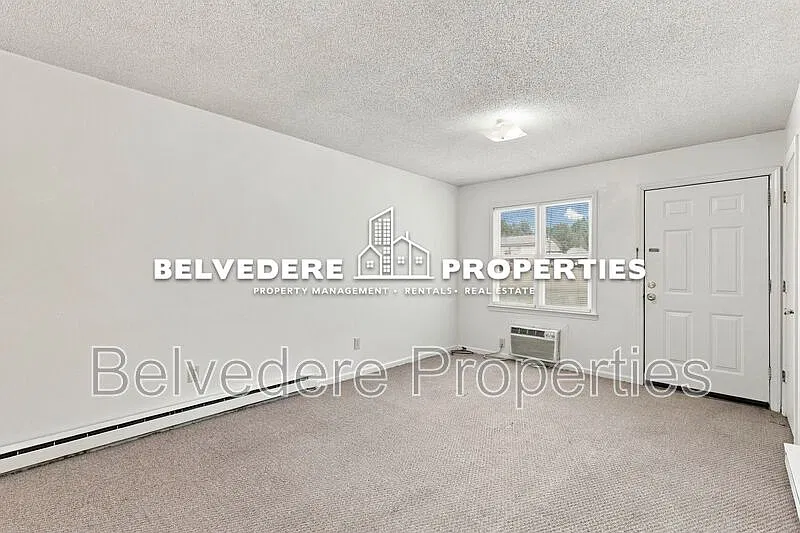 1 bed, 1.0 bath, 600 sqft, $900 — Photo 3