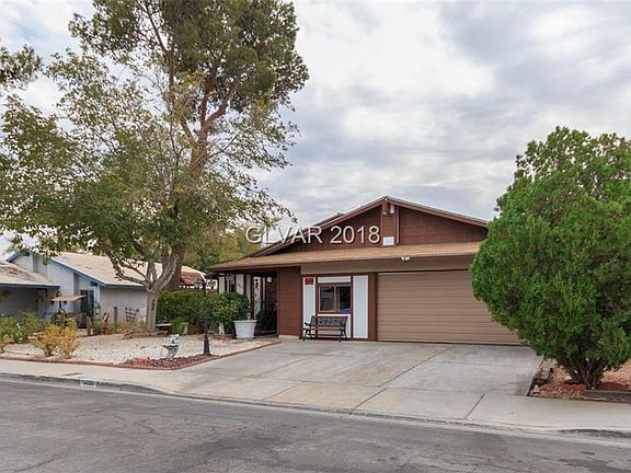 3rd image of 4405 Wavecrest Dr
