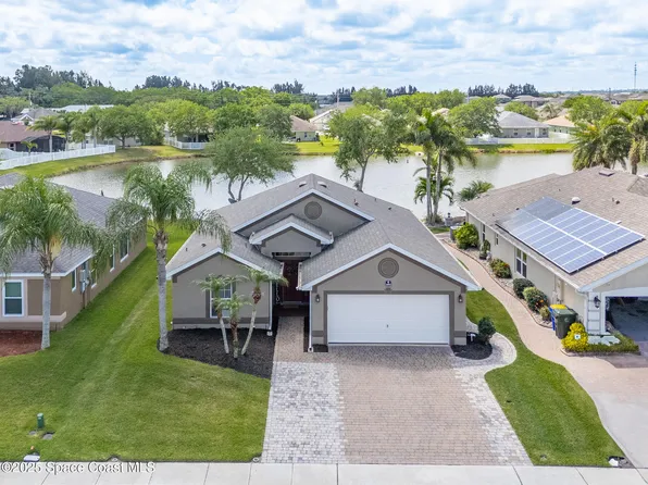 1453 Hemingway Blvd, Rockledge, FL 32955
