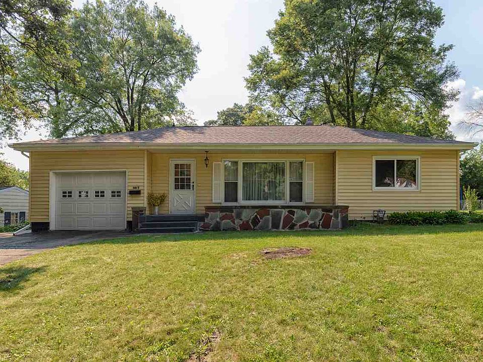 1st image of 1817 Park Dr