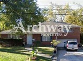 7039 Miros Cir, Kansas City, KS 66109
