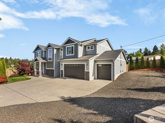 2nd image of 3028 64th Street E