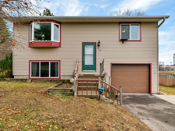 204 3rd St NE, Sartell, MN 56377