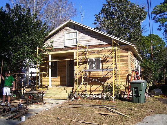 A "before shot" whilst renovating the siding...