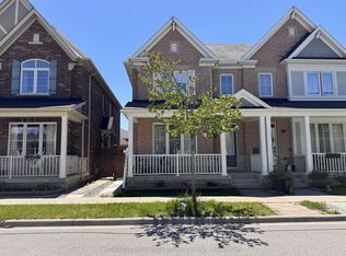 35 Cinemark Ave, Markham, ON L6B 0W2