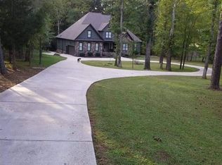 544 S B Harrison Ln, Henderson, NC 27537
