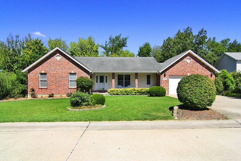 1st image of 2607 Brittany Dr