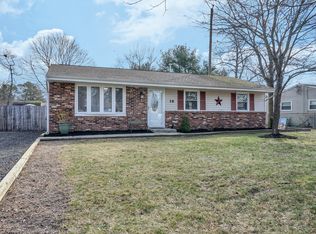 16 Maricopa Trl, Browns Mills, NJ 08015