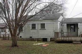 1st image of 833 Manila Dr